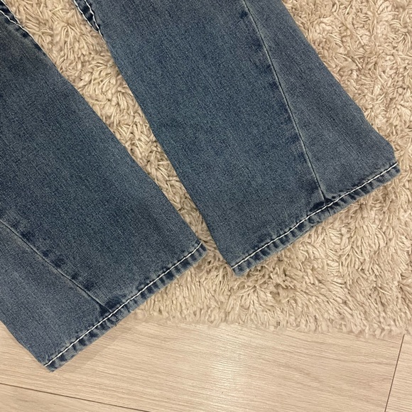 True Religion Jeans - Picture 8 of 9